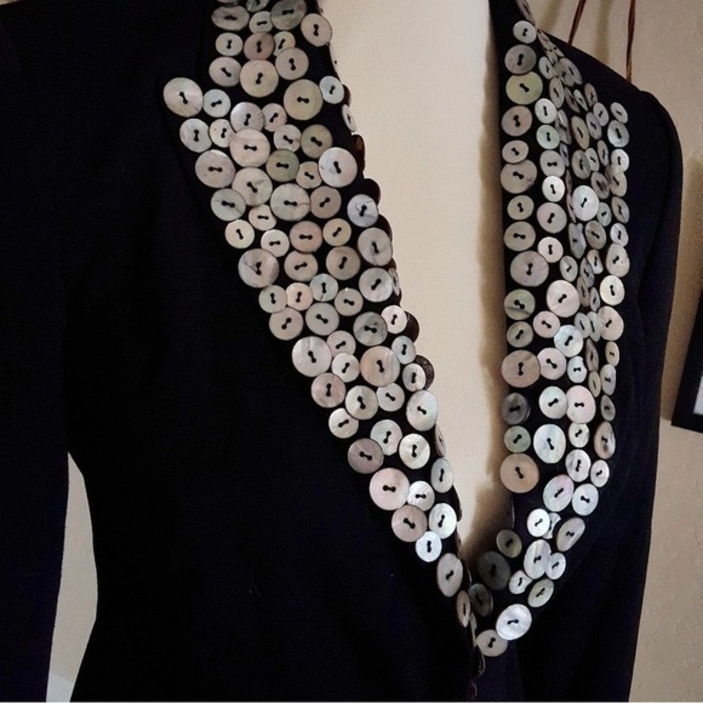 Cache" Vintage Black  Mother of Pearl Button Embellished Lapel Tailored Blazer - Picture 3 of 8